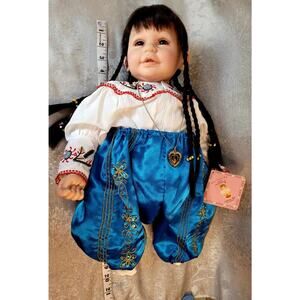 VINTAGE ADORA DOLL Limited Edition #262 of 400 Retired. Christmas Holiday Gift